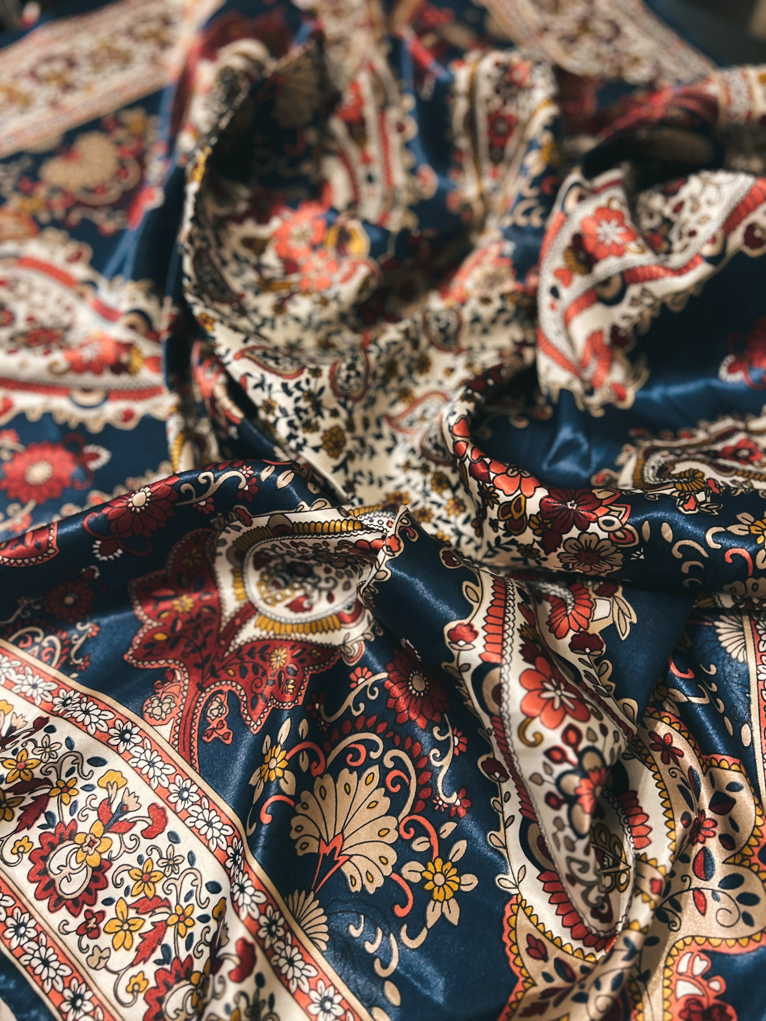 35" Wild Rag - Navy, Maroon, Cream Paisley