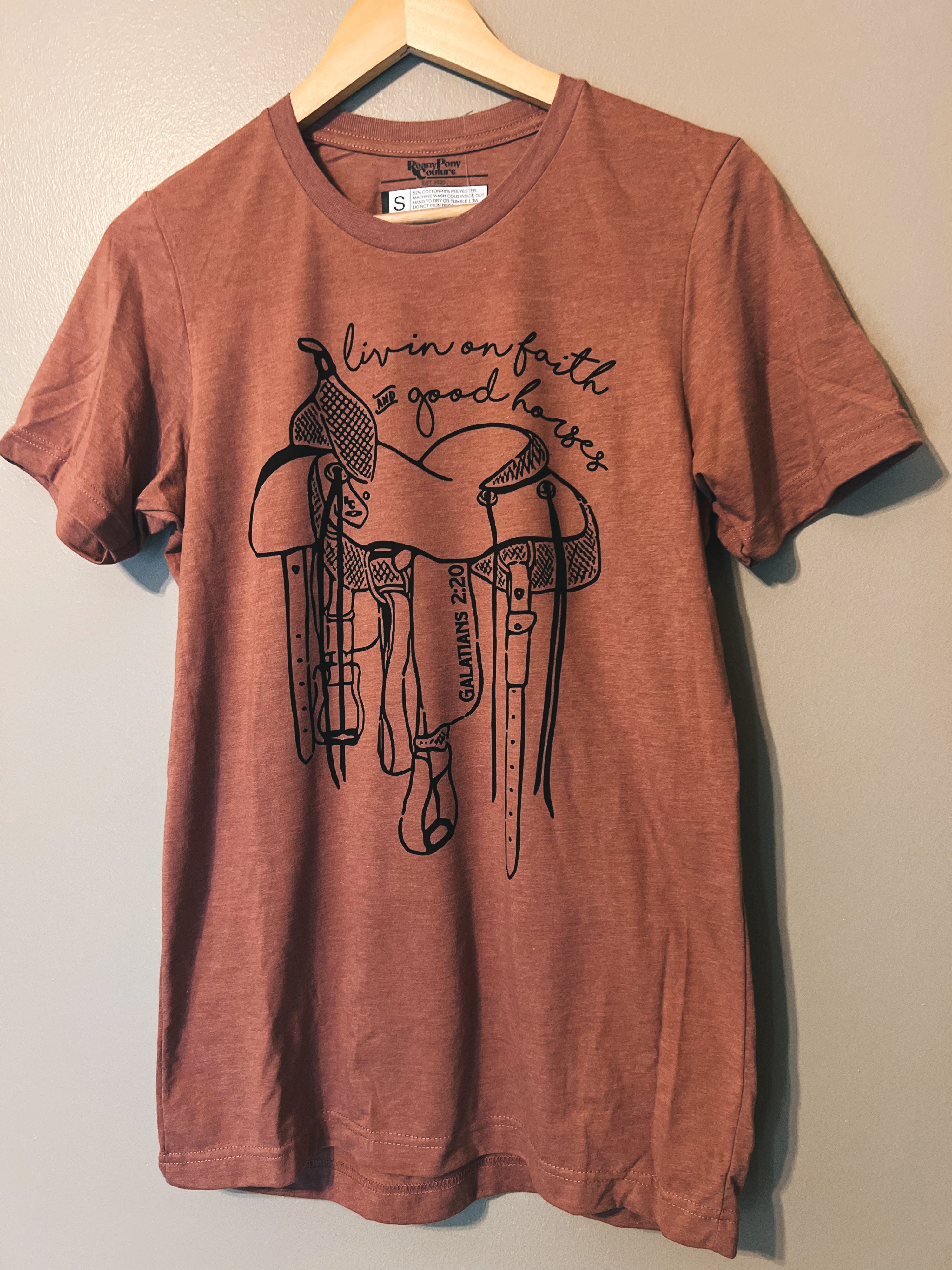 Livin' on Faith & Good Horses Tee