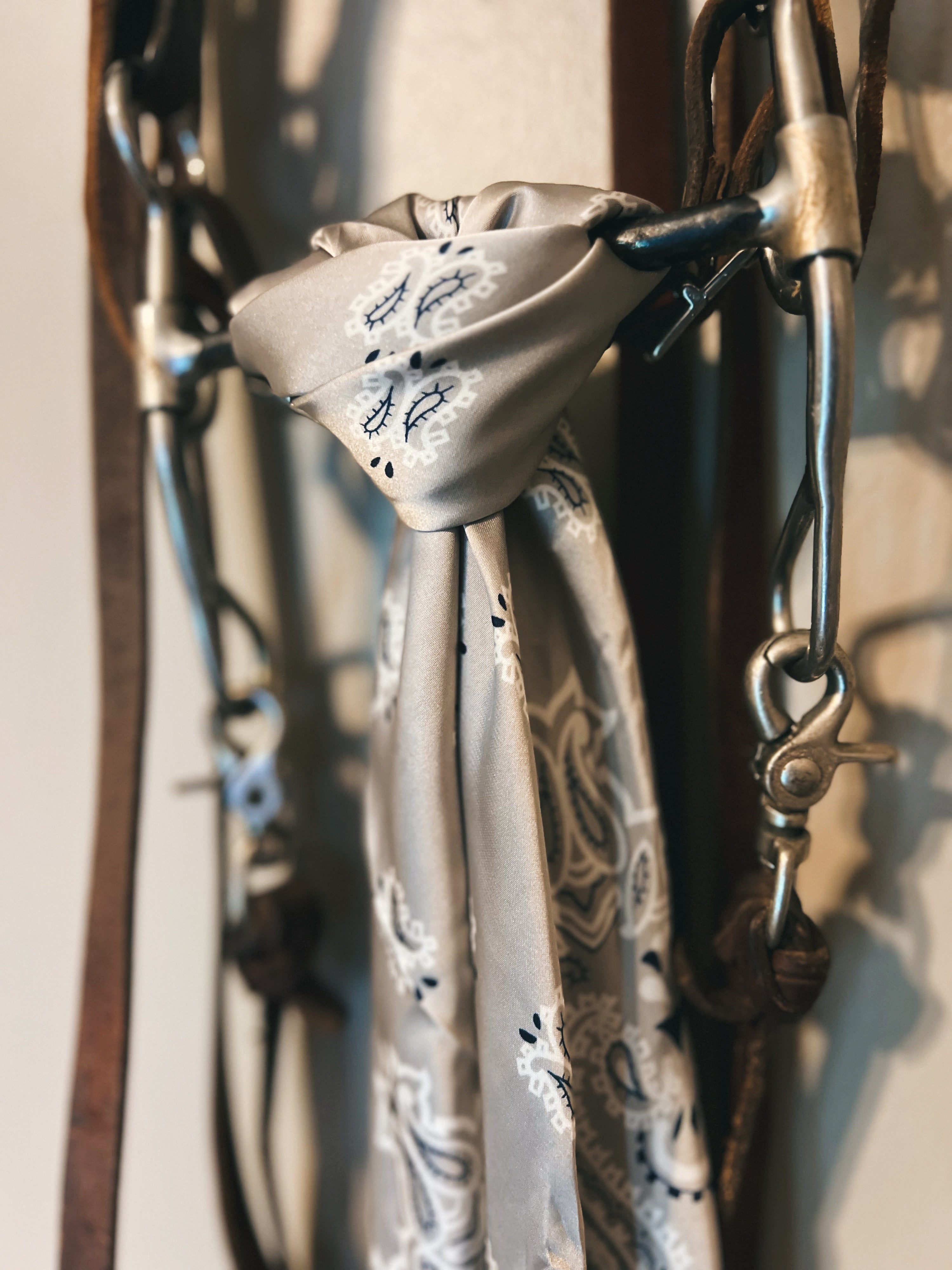 28" Bandana Print Wild Rag - Grey