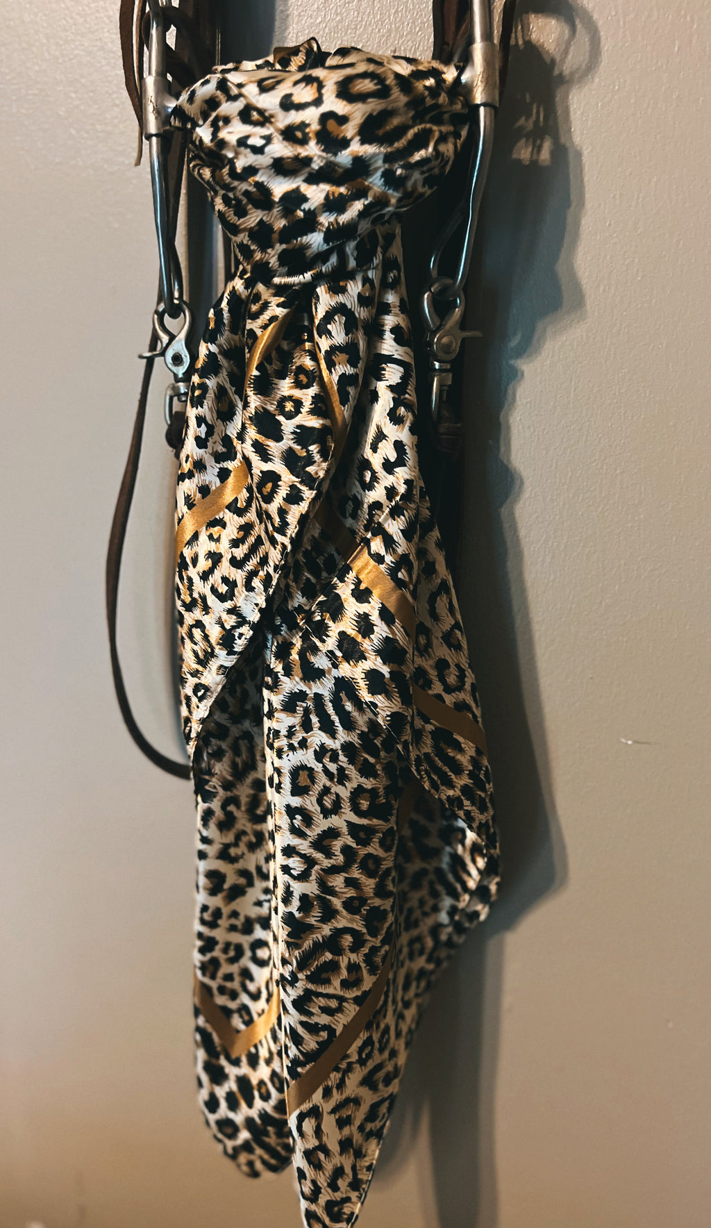 35" Wild Rag - Leopard & Gold