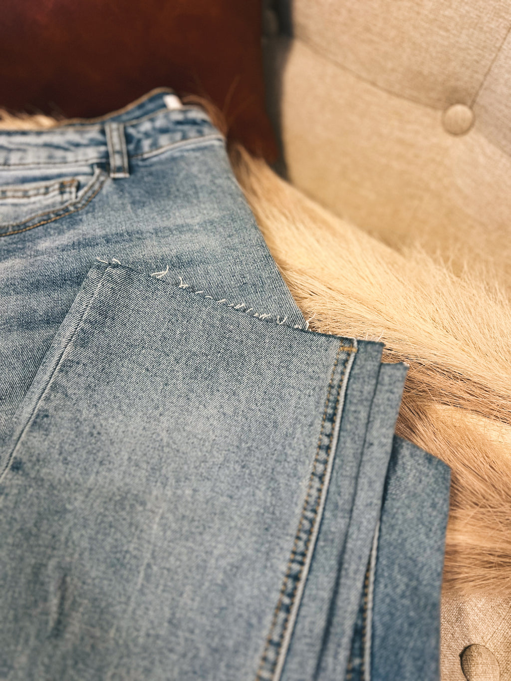 Cropped Boyfriend Jean